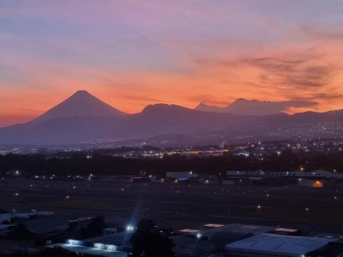 Appartement Amazing Aircrafts Views In Front Of Airport Ville de Guatemala